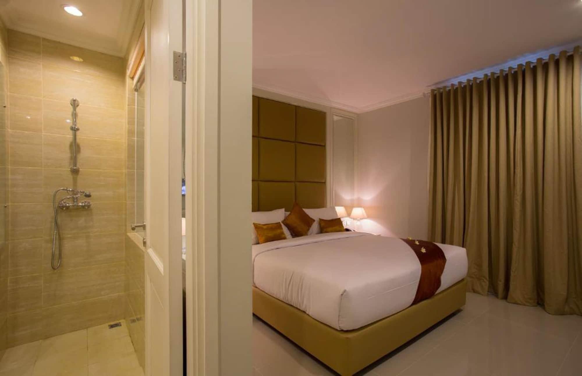 Amalfi Hotel Seminyak Exterior photo