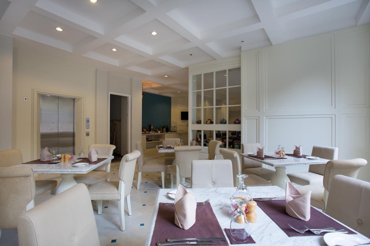 Amalfi Hotel Seminyak Exterior photo