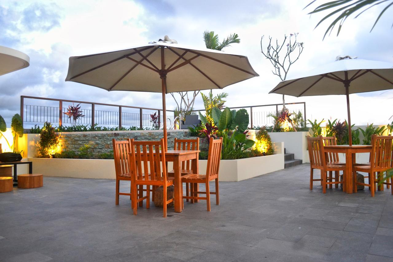 Amalfi Hotel Seminyak Exterior photo